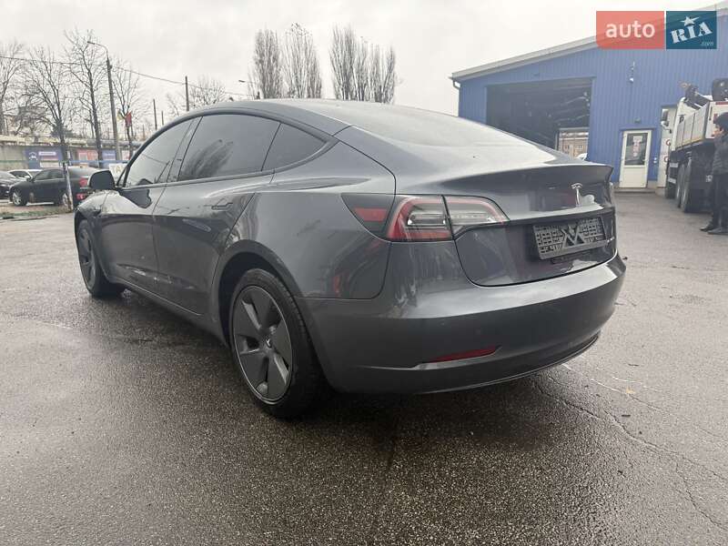 Седан Tesla Model 3 2022 в Киеве фото 15 Седан Tesla Model 3 2022 в Киеве
