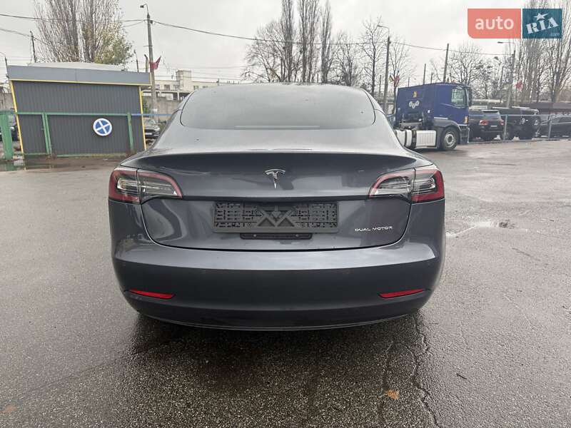 Седан Tesla Model 3 2022 в Киеве фото 17 Седан Tesla Model 3 2022 в Киеве