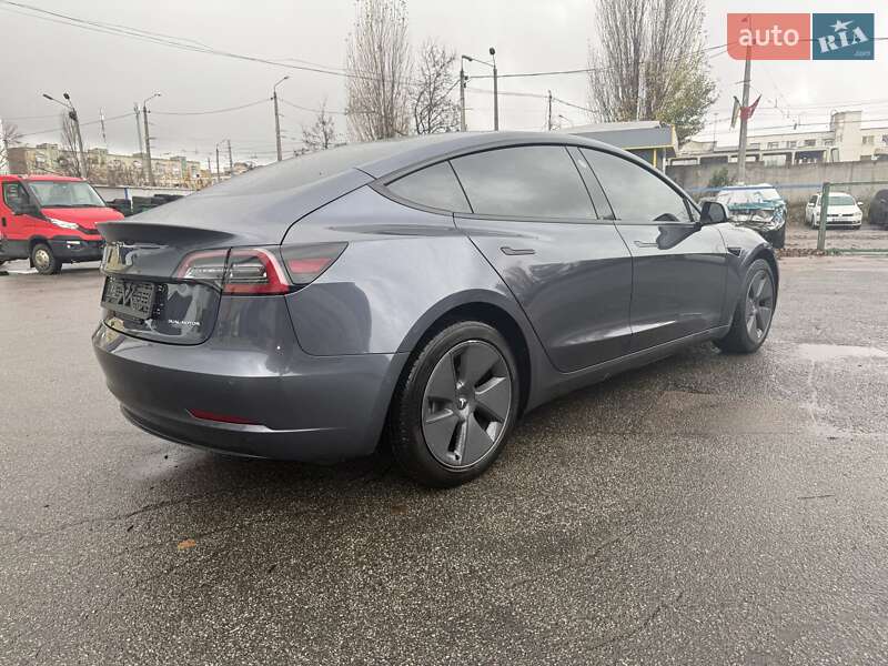 Седан Tesla Model 3 2022 в Киеве фото 19 Седан Tesla Model 3 2022 в Киеве