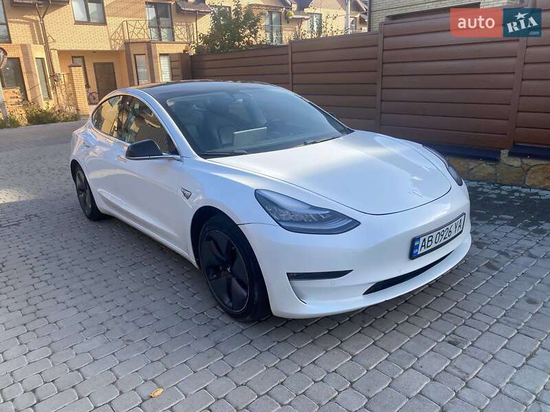 Tesla Model 3 2019 Tesla Model 3 2019