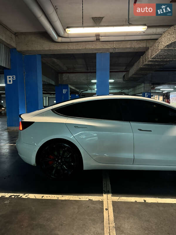Седан Tesla Model 3 2020 в Львове фото 7 Седан Tesla Model 3 2020 в Львове