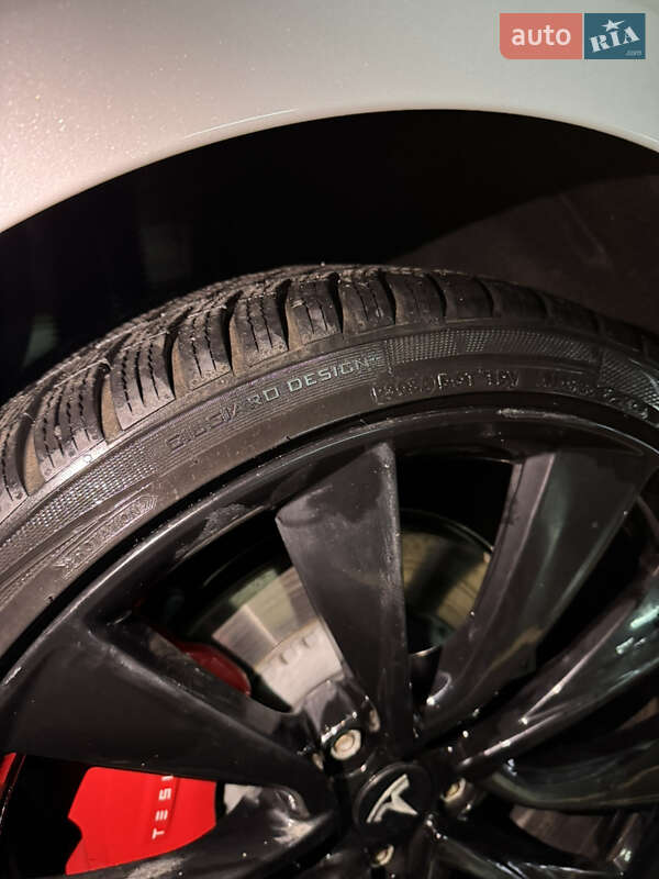 Седан Tesla Model 3 2020 в Львове фото 15 Седан Tesla Model 3 2020 в Львове