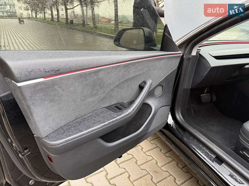 Седан Tesla Model 3 2024 в Звягеле фото 17 Седан Tesla Model 3 2024 в Звягеле
