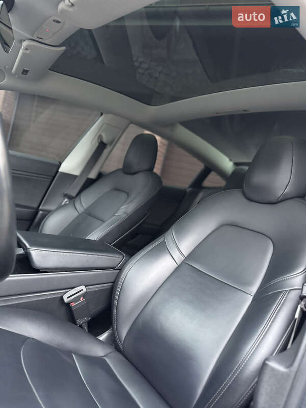 Седан Tesla Model 3 2019 в Софиевской Борщаговке фото 9 Седан Tesla Model 3 2019 в Софиевской Борщаговке