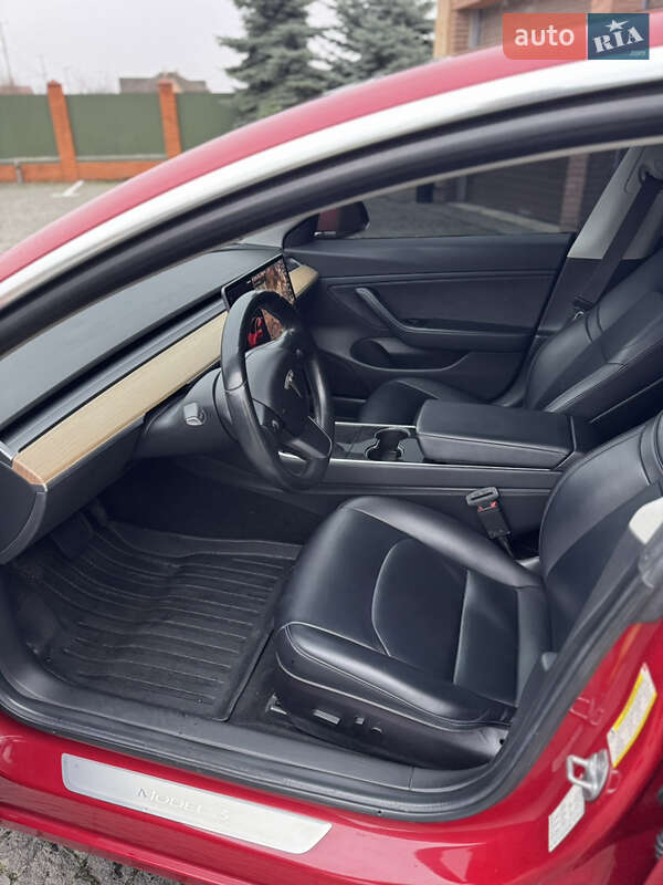 Седан Tesla Model 3 2019 в Софиевской Борщаговке фото 10 Седан Tesla Model 3 2019 в Софиевской Борщаговке