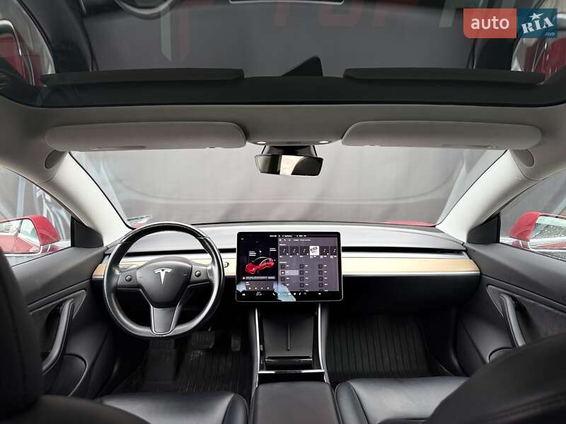 Седан Tesla Model 3 2018 в Львове фото 23 Седан Tesla Model 3 2018 в Львове