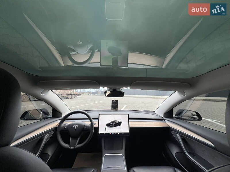 Седан Tesla Model 3 2023 в Луцке фото 49 Седан Tesla Model 3 2023 в Луцке