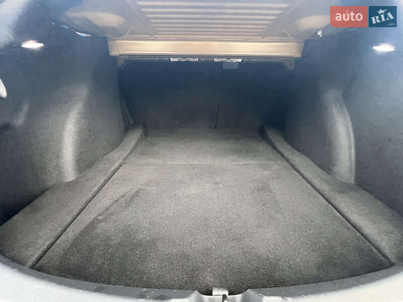 Седан Tesla Model 3 2023 в Луцке фото 54 Седан Tesla Model 3 2023 в Луцке