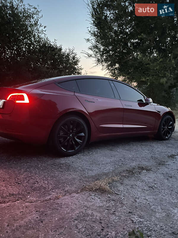 Седан Tesla Model 3 2018 в Николаеве фото 49 Седан Tesla Model 3 2018 в Николаеве