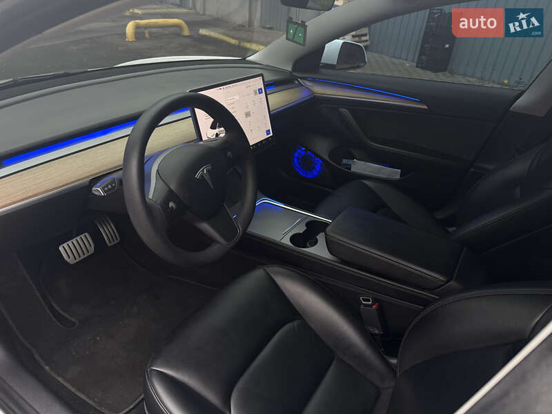 Седан Tesla Model 3 2021 в Ужгороде фото 11 Седан Tesla Model 3 2021 в Ужгороде