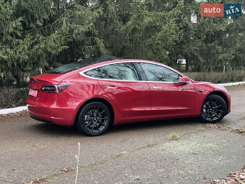 Седан Tesla Model 3 2019 в Коростене фото 12 Седан Tesla Model 3 2019 в Коростене