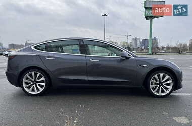 Седан Tesla Model 3 2019 в Києві