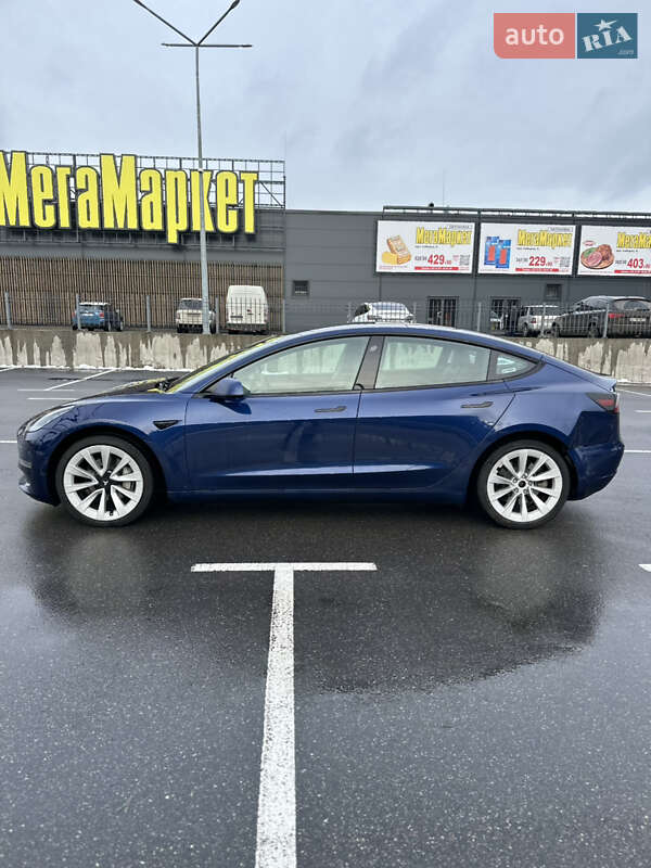 Седан Tesla Model 3 2022 в Киеве фото 5 Седан Tesla Model 3 2022 в Киеве