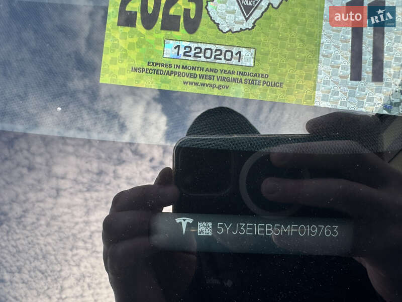 Седан Tesla Model 3 2021 в Луцке фото 10 Седан Tesla Model 3 2021 в Луцке