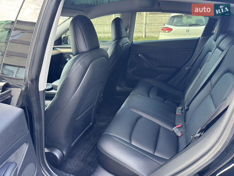 Седан Tesla Model 3 2021 в Луцке фото 12 Седан Tesla Model 3 2021 в Луцке