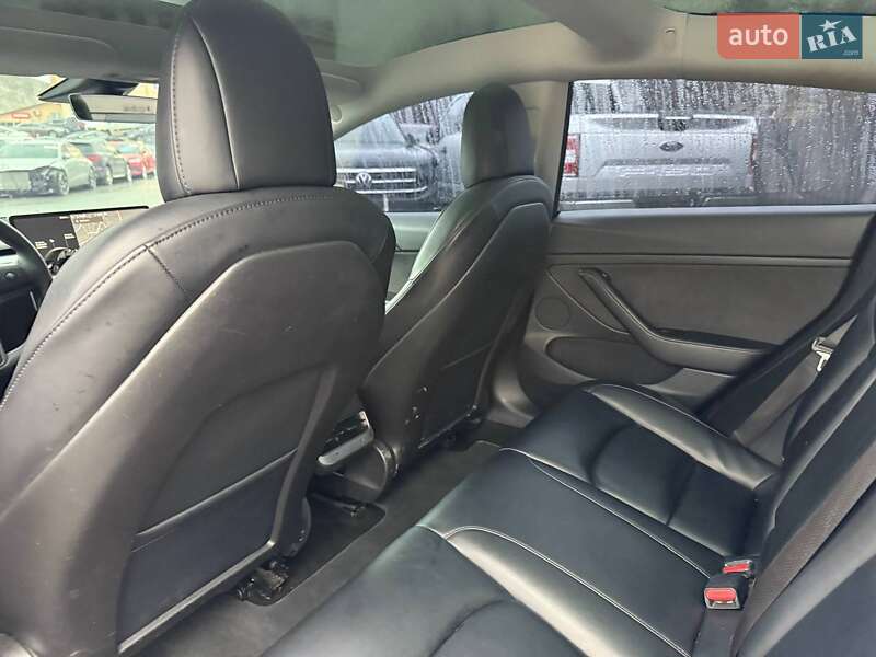 Седан Tesla Model 3 2021 в Луцке фото 15 Седан Tesla Model 3 2021 в Луцке