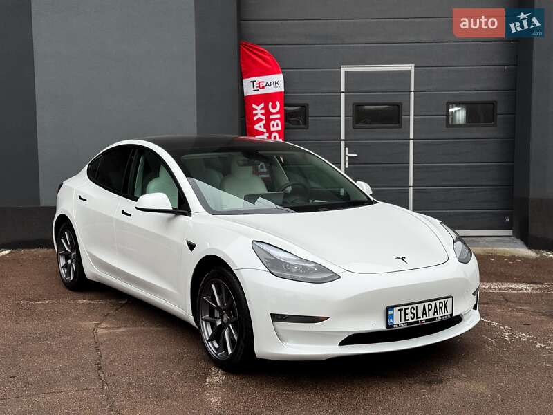 Седан Tesla Model 3 2021 в Киеве фото 12 Седан Tesla Model 3 2021 в Киеве