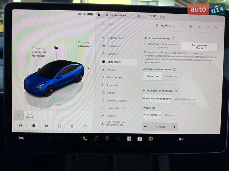 Седан Tesla Model 3 2023 в Львове