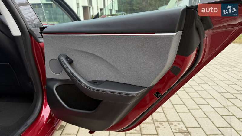 Седан Tesla Model 3 2025 в Ковеле