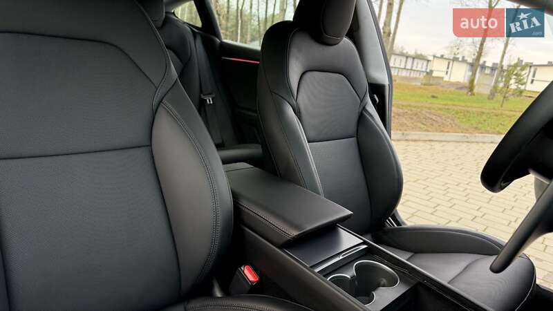 Седан Tesla Model 3 2025 в Ковеле