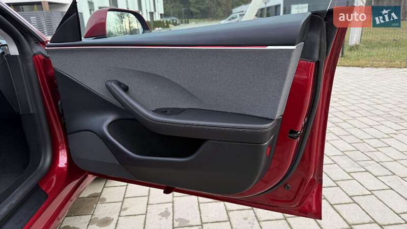 Седан Tesla Model 3 2025 в Ковеле