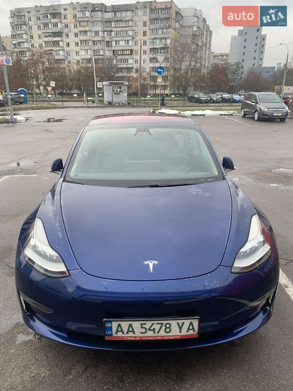Tesla Model 3 2018