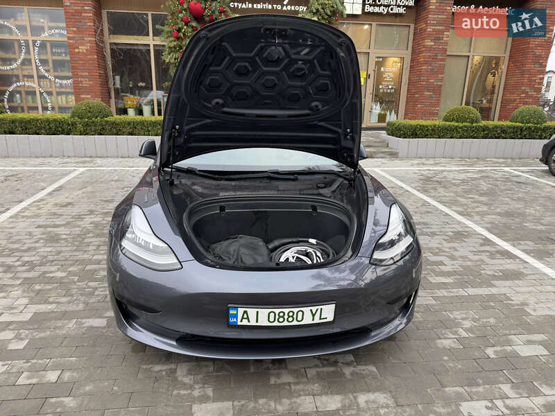 Седан Tesla Model 3 2019 в Киеве фото 12 Седан Tesla Model 3 2019 в Киеве