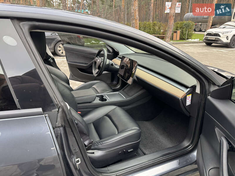 Седан Tesla Model 3 2019 в Киеве фото 21 Седан Tesla Model 3 2019 в Киеве