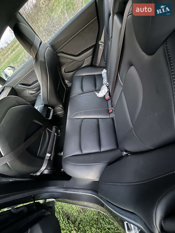 Седан Tesla Model 3 2018 в Одессе