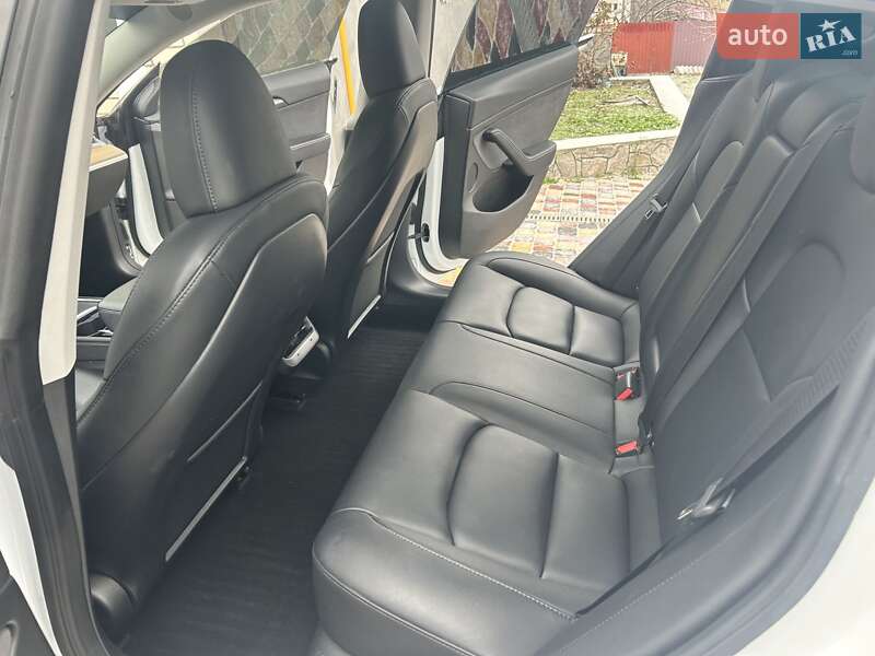 Седан Tesla Model 3 2023 в Полтаве фото 27 Седан Tesla Model 3 2023 в Полтаве