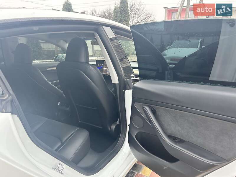 Седан Tesla Model 3 2023 в Полтаве фото 30 Седан Tesla Model 3 2023 в Полтаве
