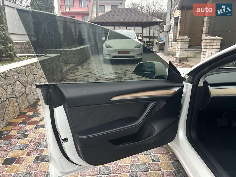 Седан Tesla Model 3 2023 в Полтаве фото 36 Седан Tesla Model 3 2023 в Полтаве