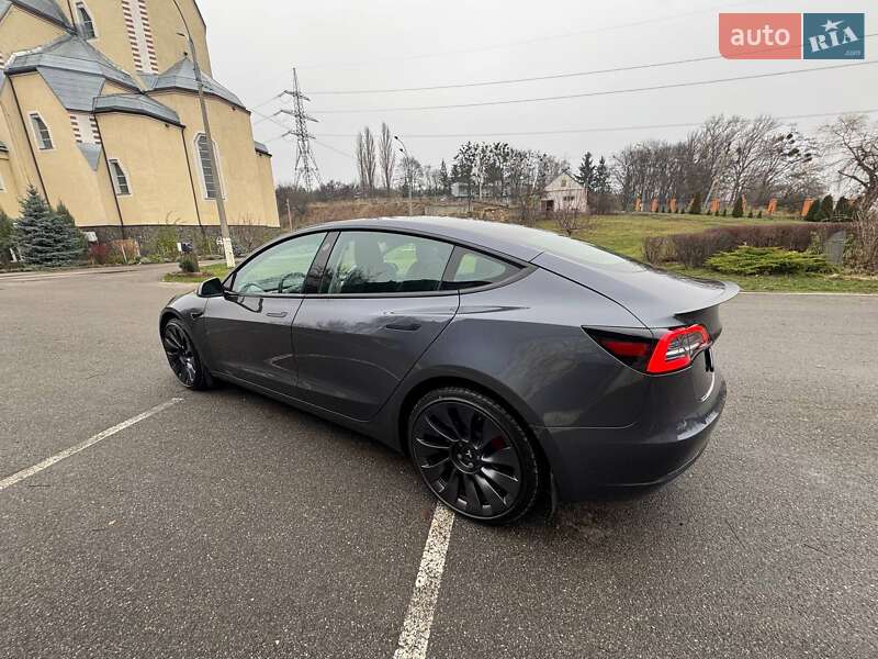 Седан Tesla Model 3 2023 в Киеве фото 18 Седан Tesla Model 3 2023 в Киеве