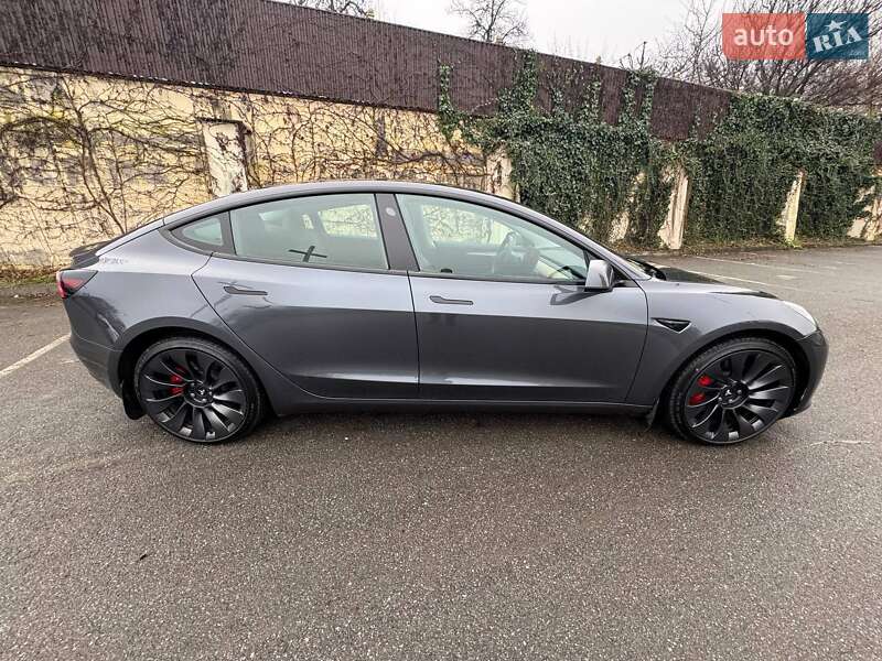 Седан Tesla Model 3 2023 в Киеве фото 21 Седан Tesla Model 3 2023 в Киеве