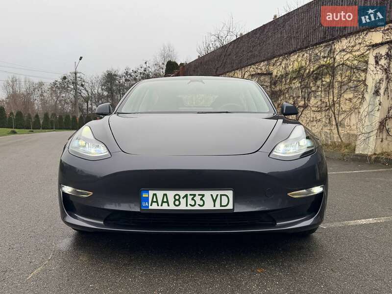 Седан Tesla Model 3 2023 в Киеве фото 40 Седан Tesla Model 3 2023 в Киеве
