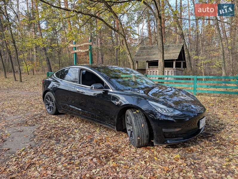 Tesla Model 3 2018 Tesla Model 3 2018