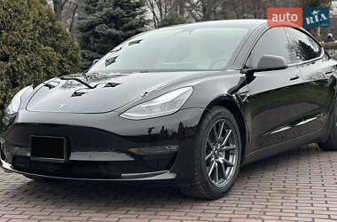 Седан Tesla Model 3 2021 в Днепре