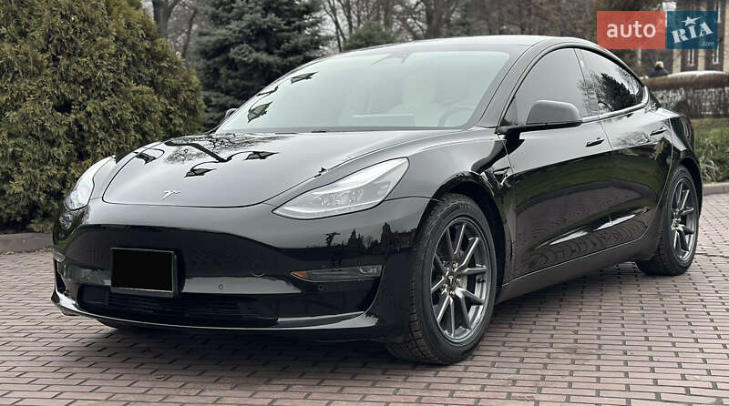 Седан Tesla Model 3 2021 в Днепре фото 3 Седан Tesla Model 3 2021 в Днепре