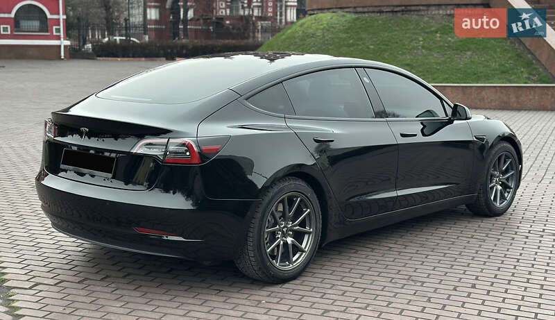 Седан Tesla Model 3 2021 в Днепре фото 10 Седан Tesla Model 3 2021 в Днепре