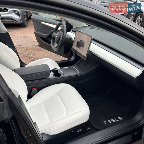 Седан Tesla Model 3 2022 в Чернигове фото 7 Седан Tesla Model 3 2022 в Чернигове