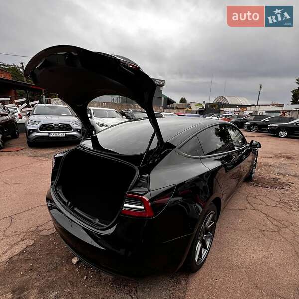 Седан Tesla Model 3 2022 в Чернигове фото 13 Седан Tesla Model 3 2022 в Чернигове