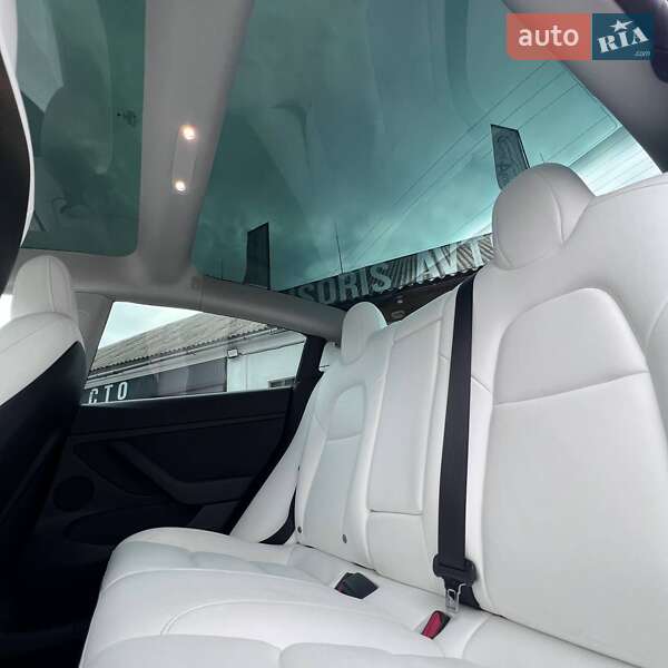 Седан Tesla Model 3 2022 в Чернигове фото 34 Седан Tesla Model 3 2022 в Чернигове