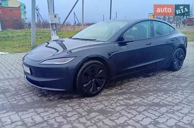 Седан Tesla Model 3 2024 в Львові