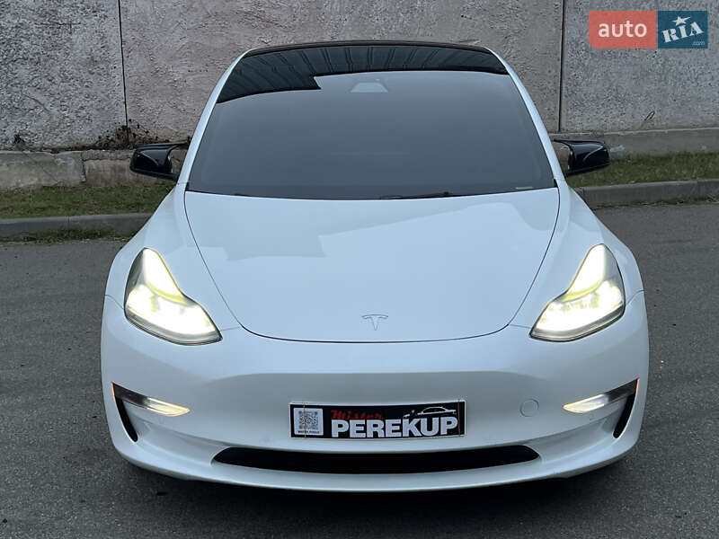 Седан Tesla Model 3 2021 в Киеве фото 2 Седан Tesla Model 3 2021 в Киеве