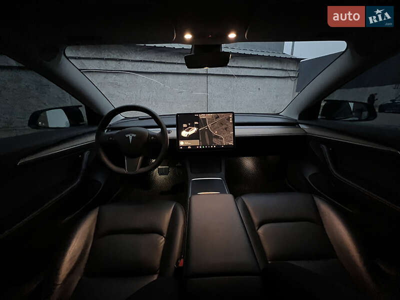 Седан Tesla Model 3 2021 в Киеве фото 20 Седан Tesla Model 3 2021 в Киеве