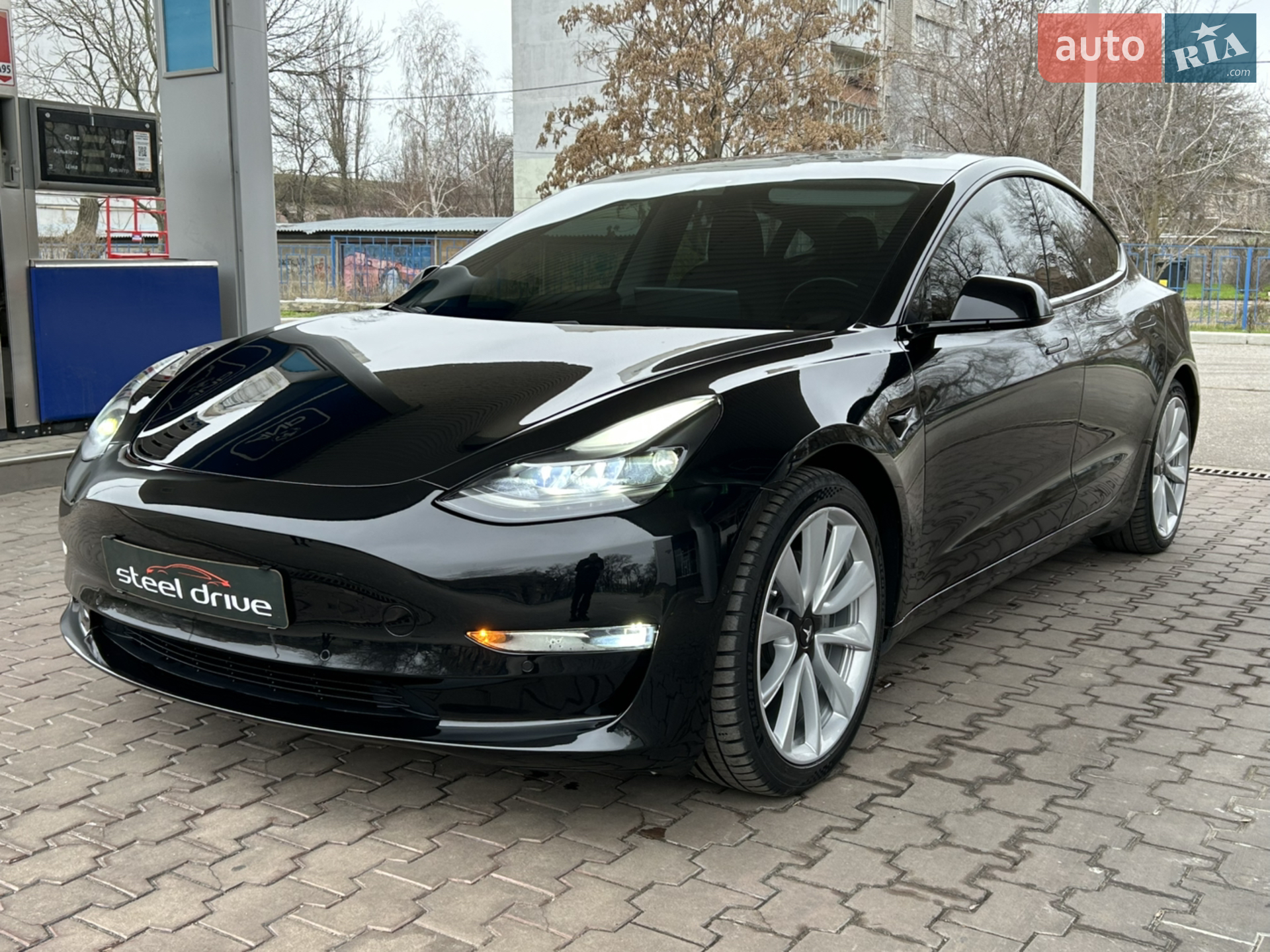 2019 Tesla Model 3 - мініатюра 3