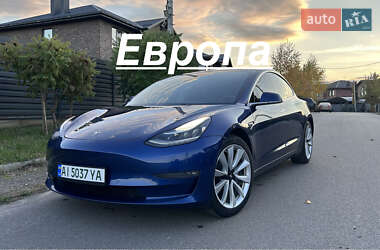 Седан Tesla Model 3 2019 в Києві