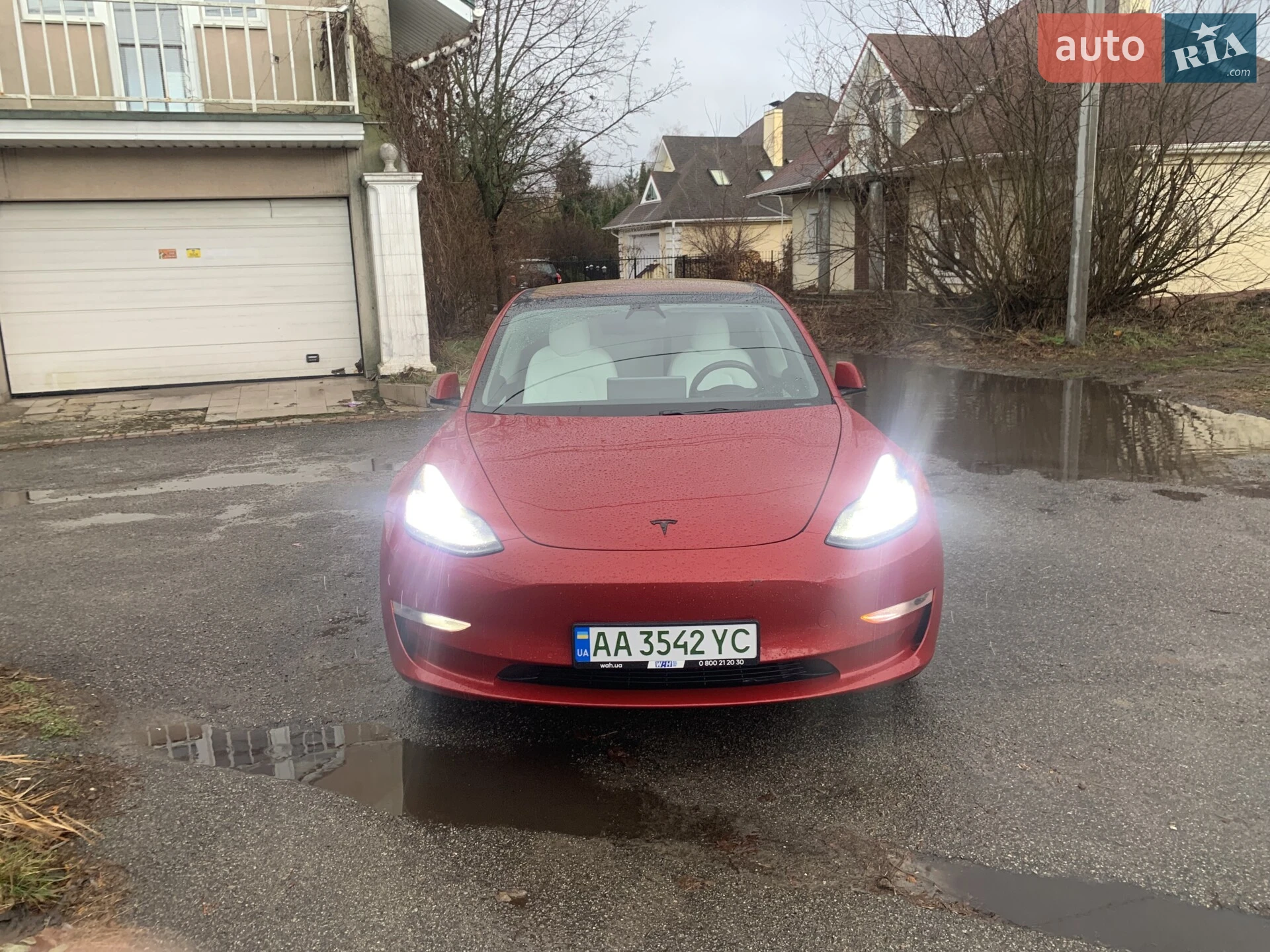 2018 Tesla Model 3 - фото 1