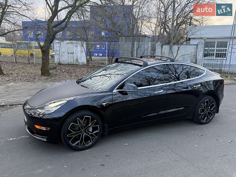 Седан Tesla Model 3 2018 в Николаеве фото 2 Седан Tesla Model 3 2018 в Николаеве