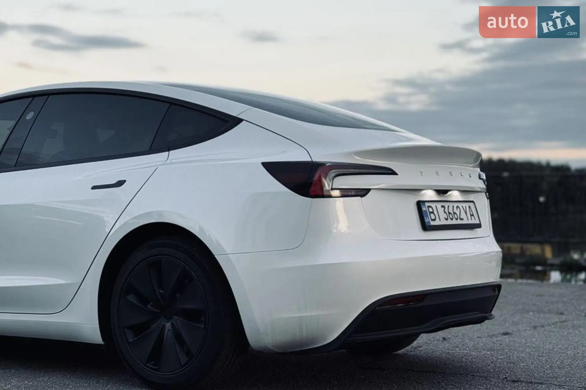 2024 Tesla Model 3 - мініатюра 4